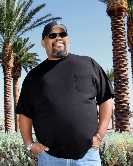 Moisture Wicking Shirts for Big Guys: 2026 Guide