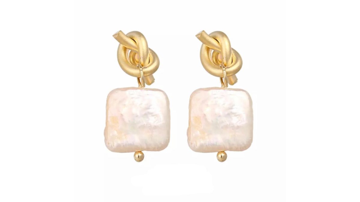 Natural Freshwater Pearl Knot Style Stud Earrings