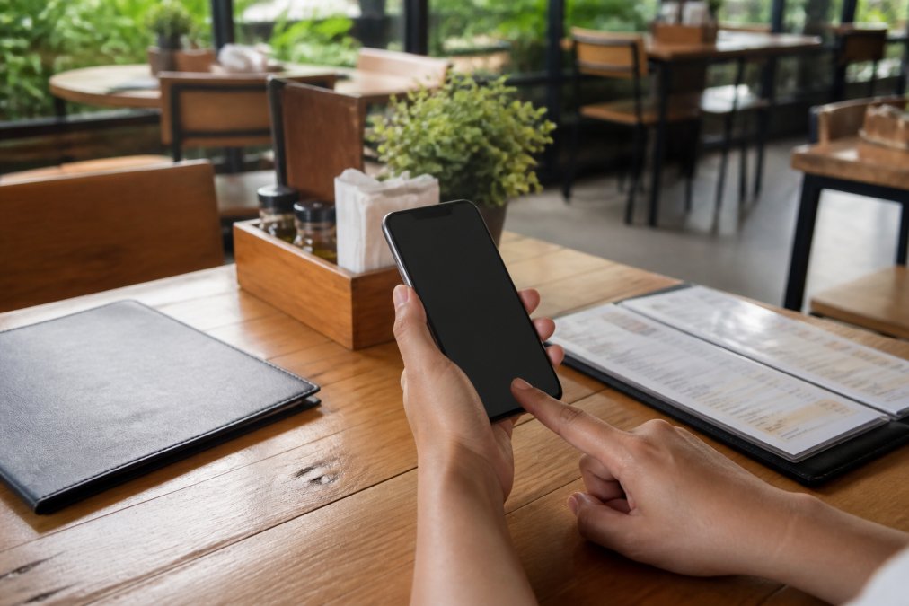 ¿Necesitas apps para menús digitales? Guía 2026