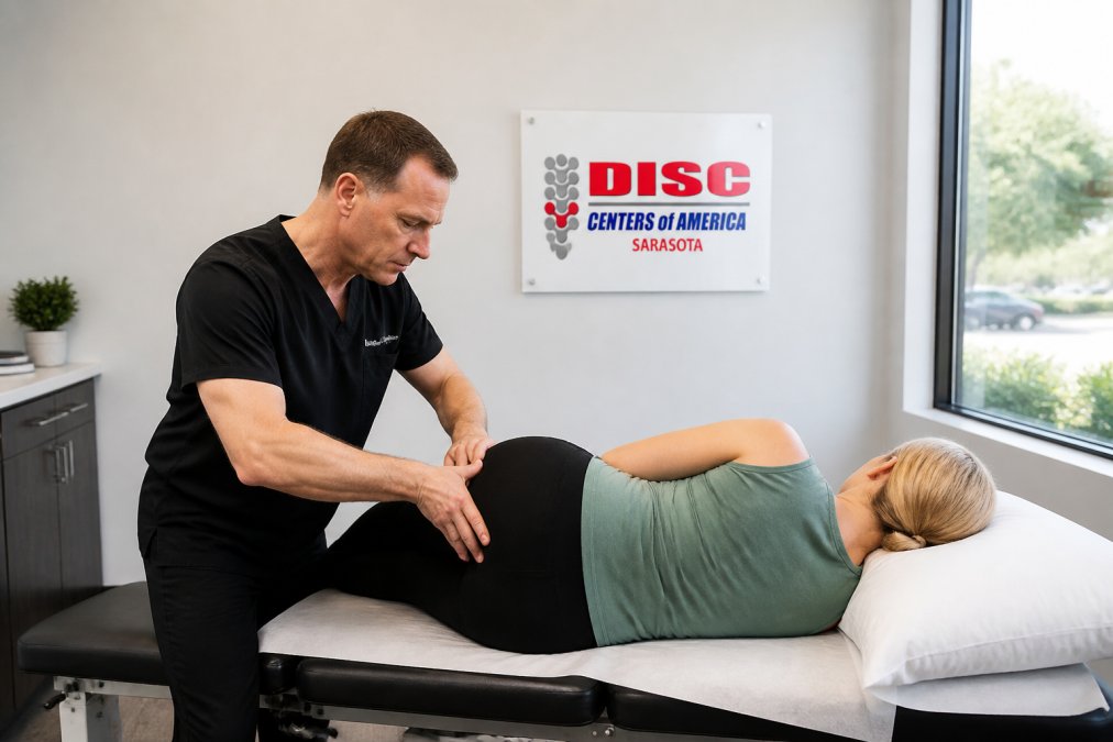 Non Surgical Herniated Disc Treatment: A 2026 Guide