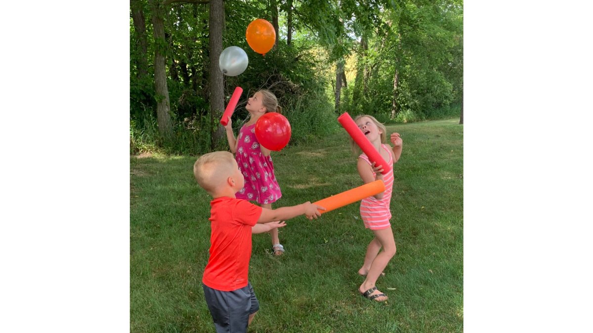 Oodles of Noodles Balloon Keep Up Game – The Ultimate Noodle Balloon Challenge