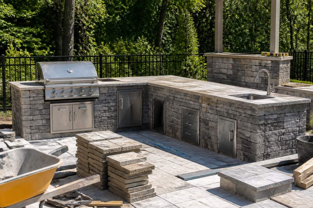 Outdoor Kitchen Construction Cost Breakdown 2026