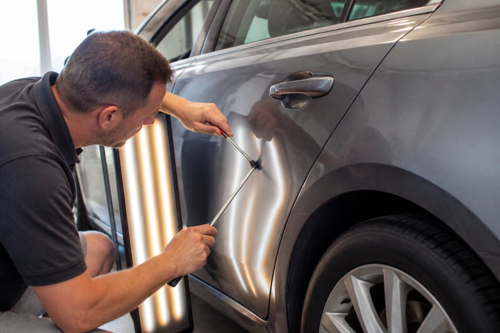Paintless Dent Repair in Rockwall: What Works