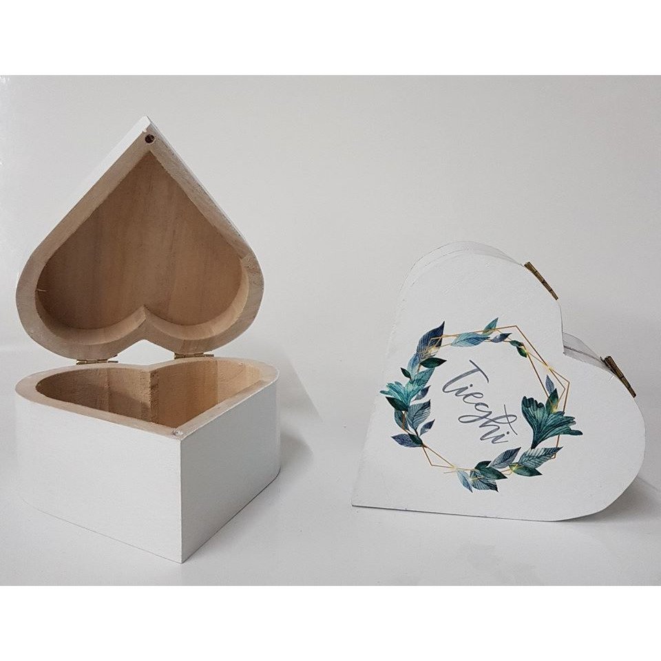 Personalised Large 15.5cm Wooden Hinged Heart Trinket Or Keepsake Box