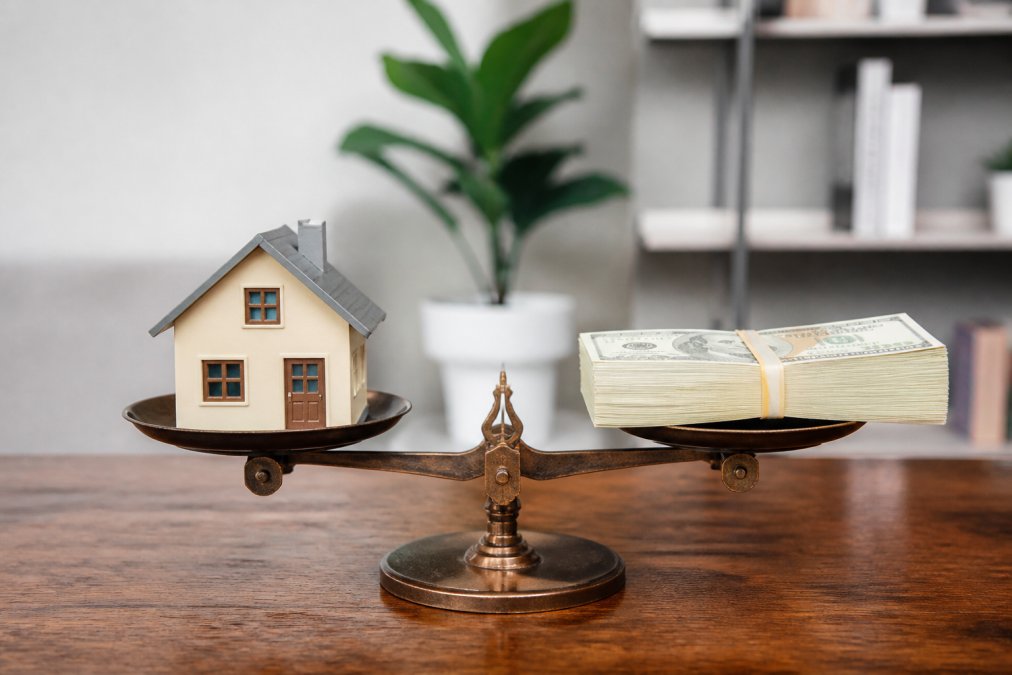 Pillar Home Buyers vs Direct Cash Buyers: 2026 Guide