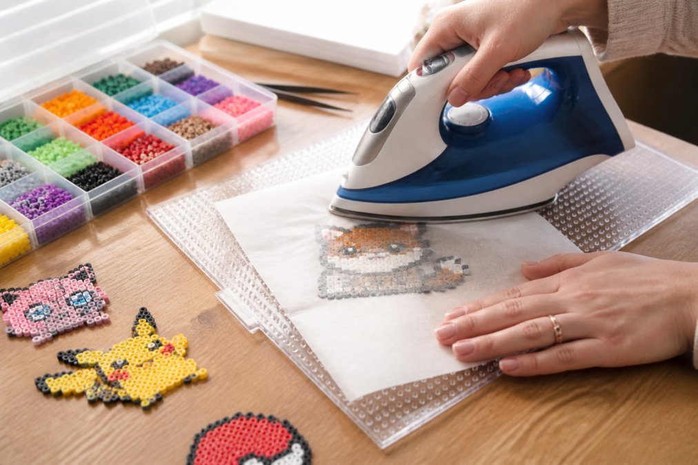 Step-by-step visual guide for Close for fuse bead patterns
