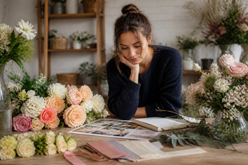 Planning Wedding Flowers Without Feeling Overwhelmed
