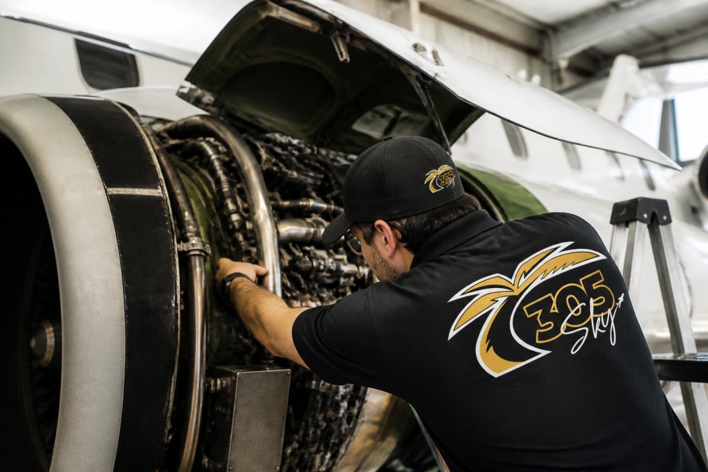 Predictive Maintenance for Commercial Aircraft: Benefits Explained