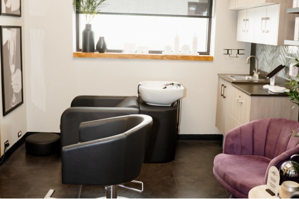 Private Hair Studio for Women: What to Expect