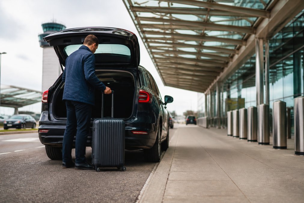 Prix taxi Rive-Sud aéroport Trudeau : guide 2026