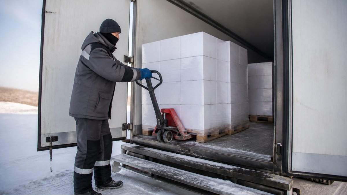 Protect From Freezing Freight Cargo: A 2026 Guide