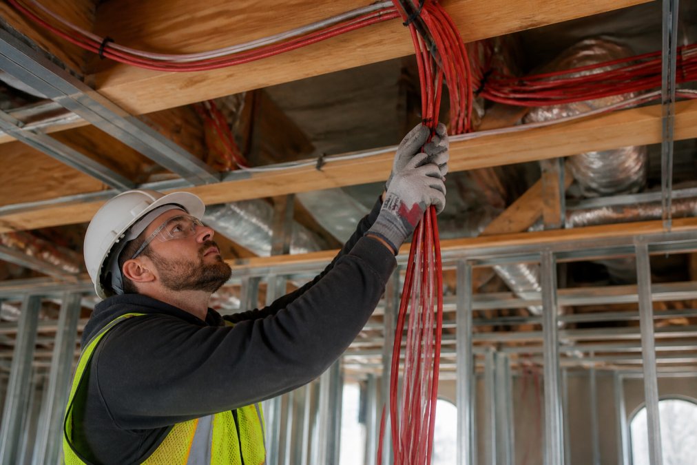 Red Electric: How to Hire the Right Contractor
