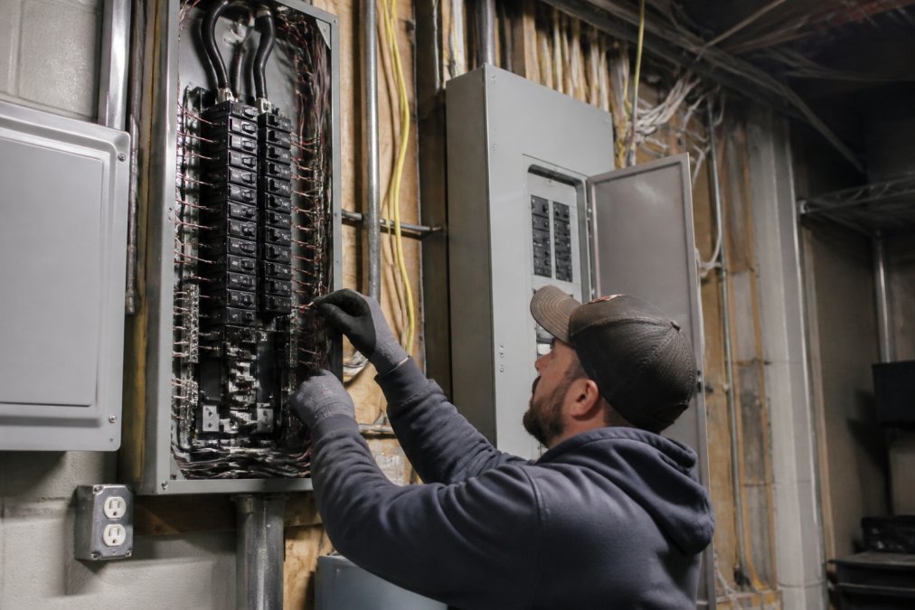 Reliable Electrical Panel Replacement Service