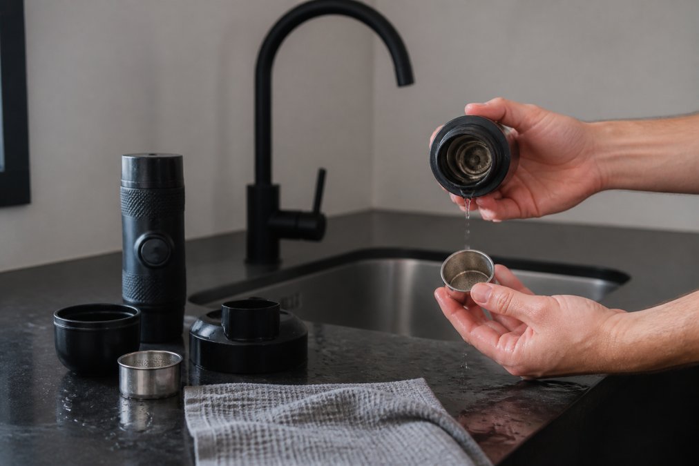 Rengøring af bærbar espressomaskine: Komplet guide