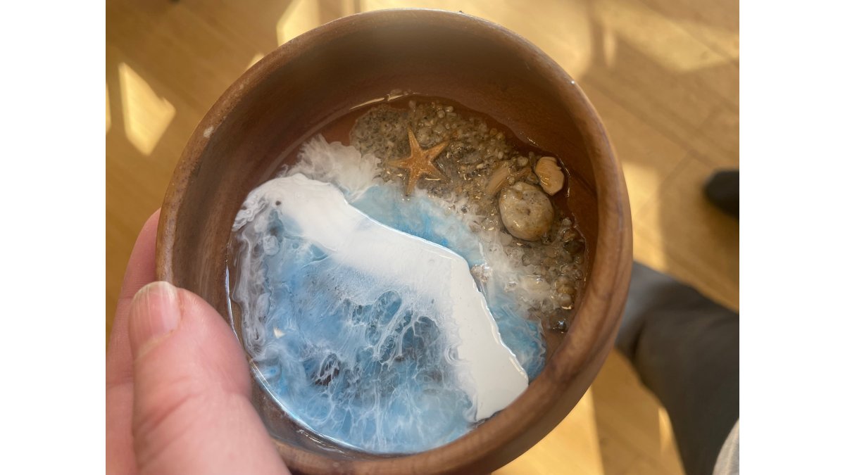 Resin Ocean Ring Dish