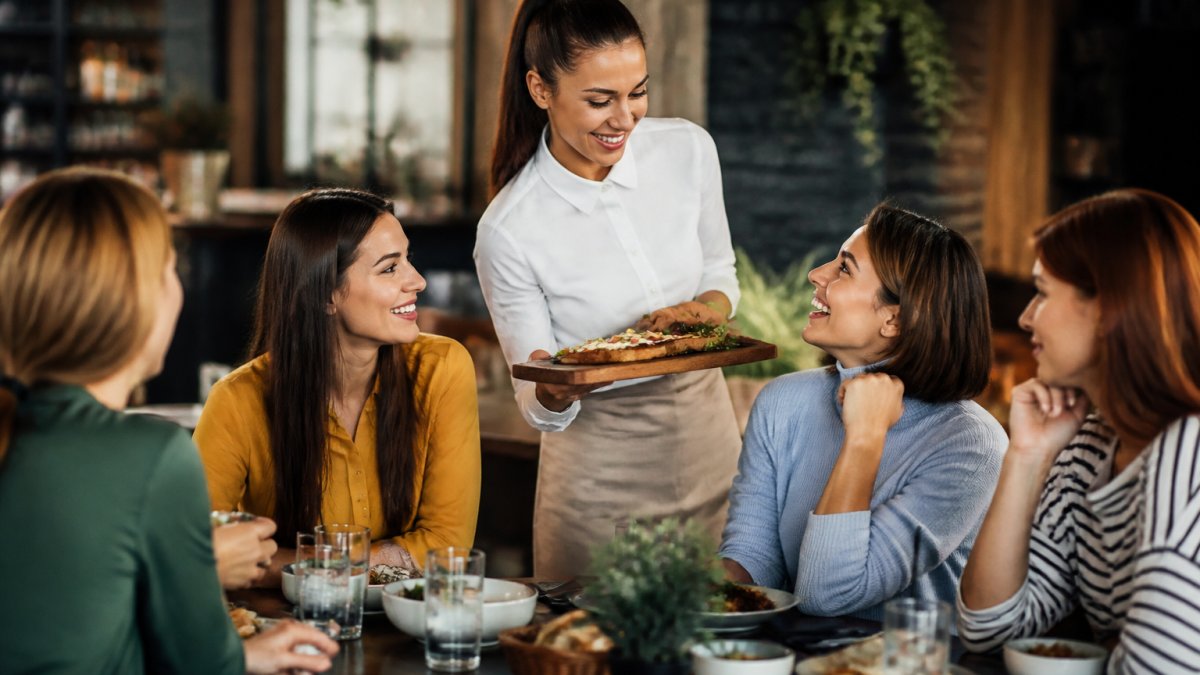 Restaurant Guest Engagement: 7 Proven Strategies