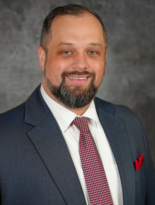 Ryan Oldmixon Headshot