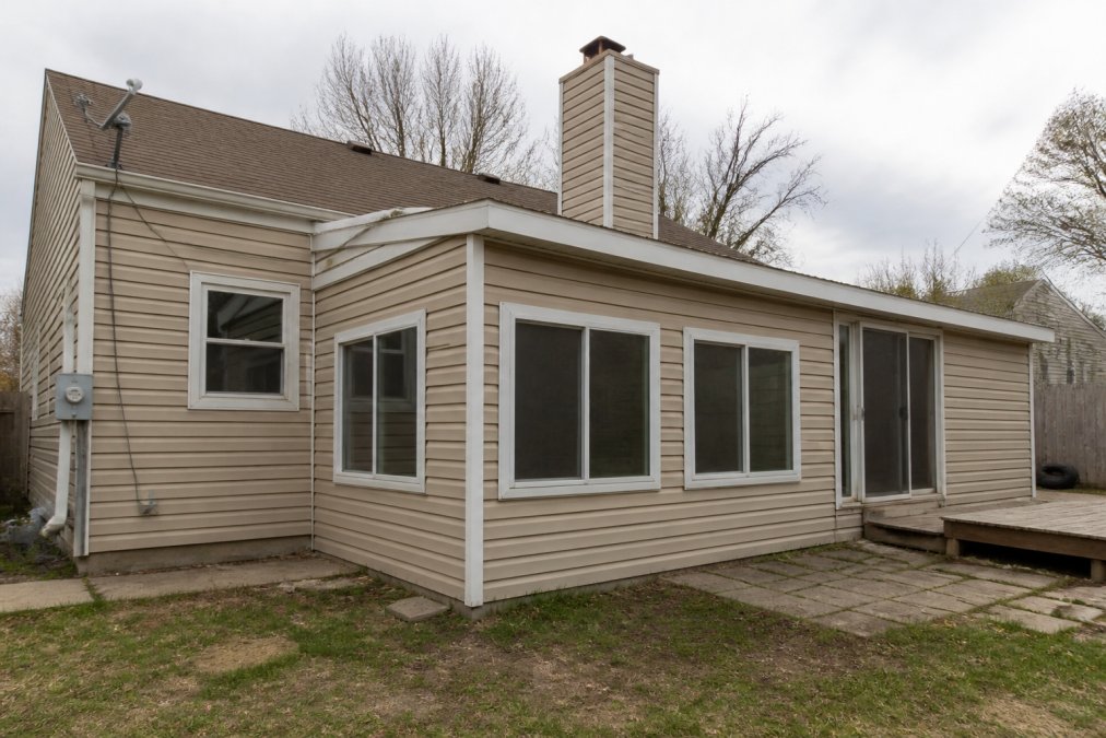 Selling a House With Unpermitted Additions in Kansas
