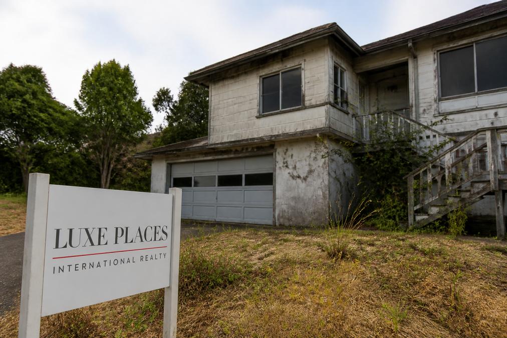 Selling Distressed Property in Mendocino: 2026 Guide
