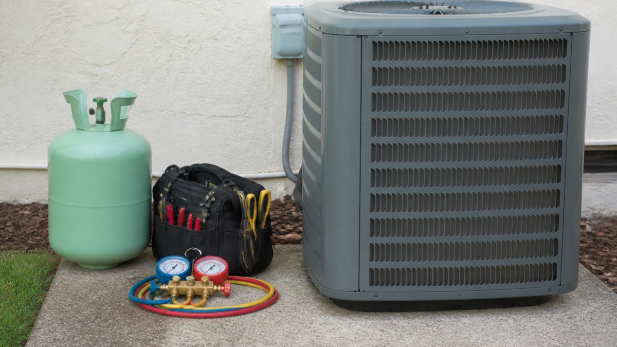 Should You Repair or Replace an R-22 AC System?