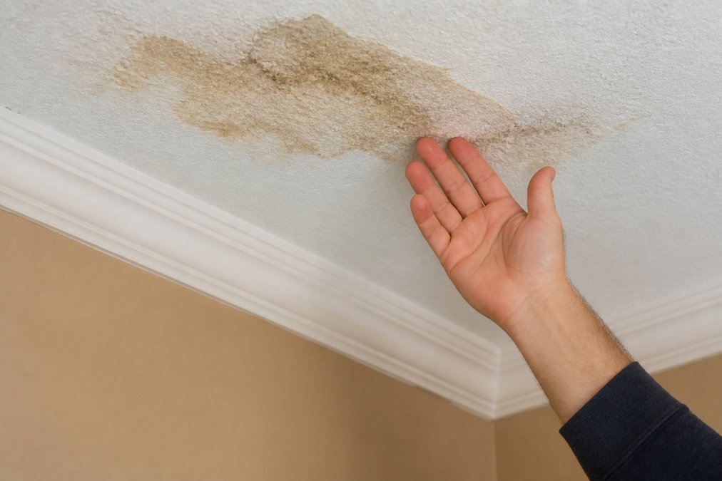 Signs of Hidden Roof Leaks After a Storm