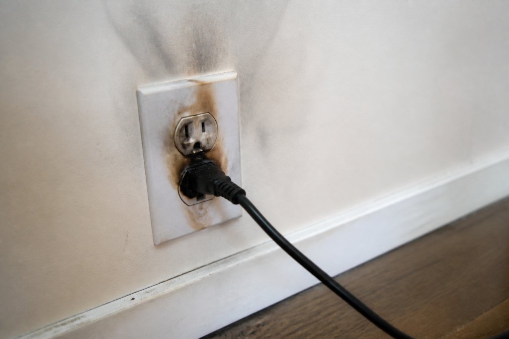 Signs Your Home Wiring Is Dangerous: What to Watch For