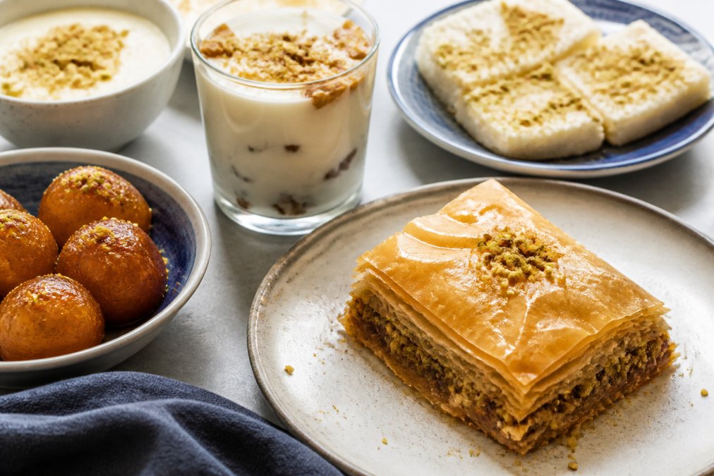 Simple Greek Dessert Recipes for Beginners: 7 Easy Sweets