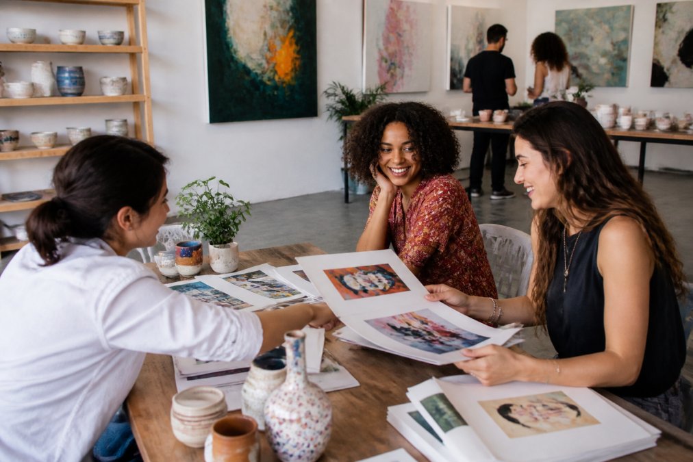 Social Impact Art Marketplaces: 10 Alternatives for Change