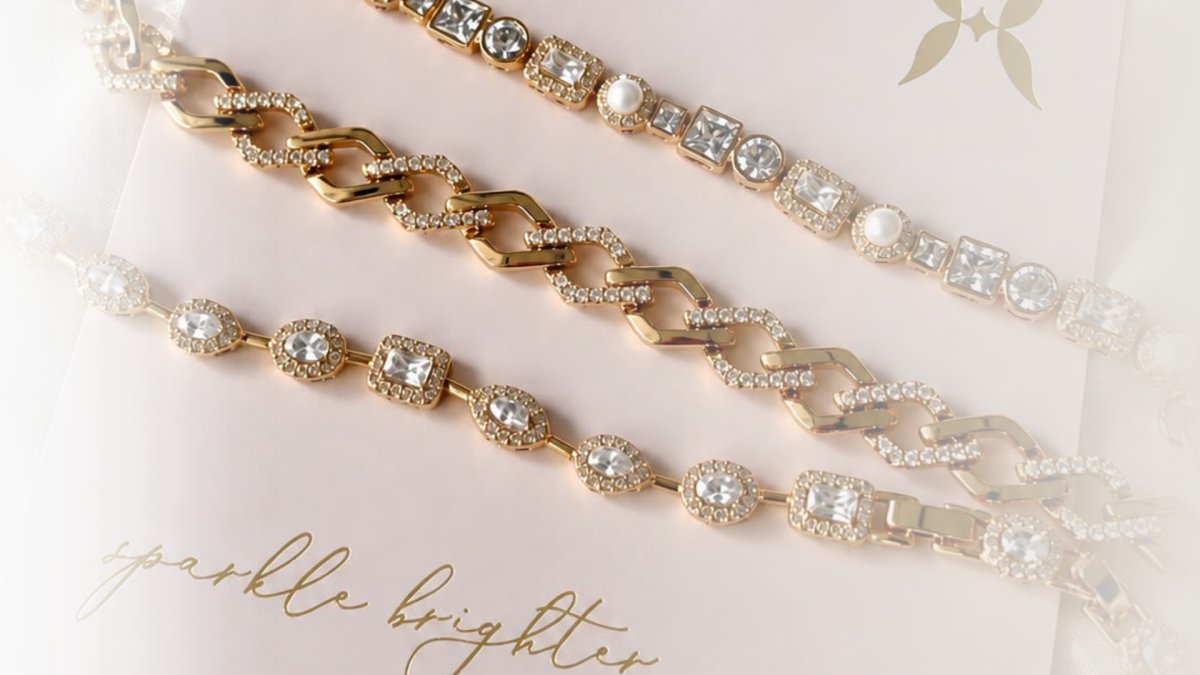 Styling Bold Jewelry for Work: A 2026 Guide