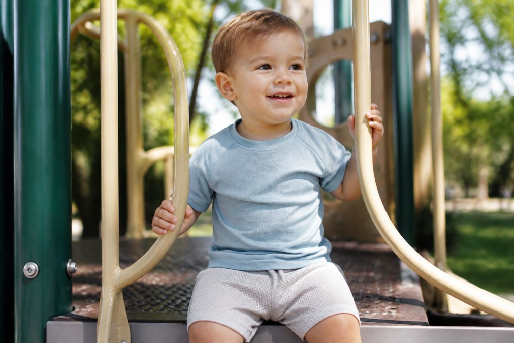 Step-by-step visual guide for stylish play clothes for active toddlers