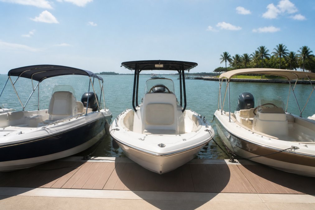 Sunshine Living vs Competitors: Boat Rental Comparison