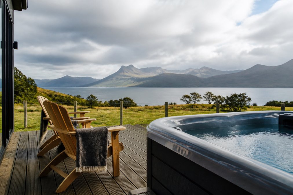Three Chimneys Accommodation Alternative: 8 Luxury Stays on Skye