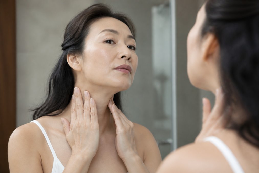 Tighten Sagging Neck Skin Without Surgery: 7 Proven Methods