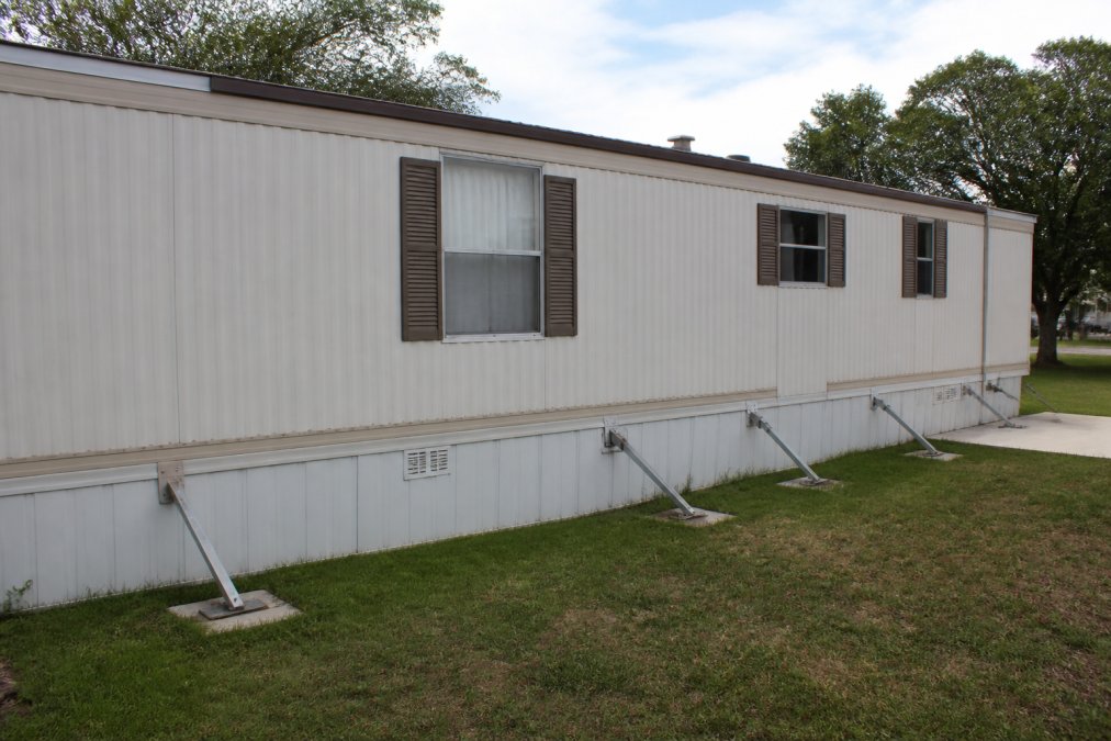 Professional illustration showing Exterior for insuring mobile homes