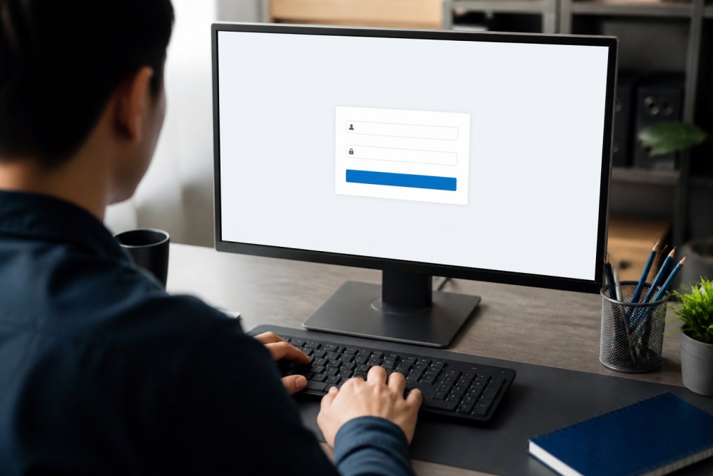 Step-by-step visual guide for Close, TradeLocker for tradelocker demo login