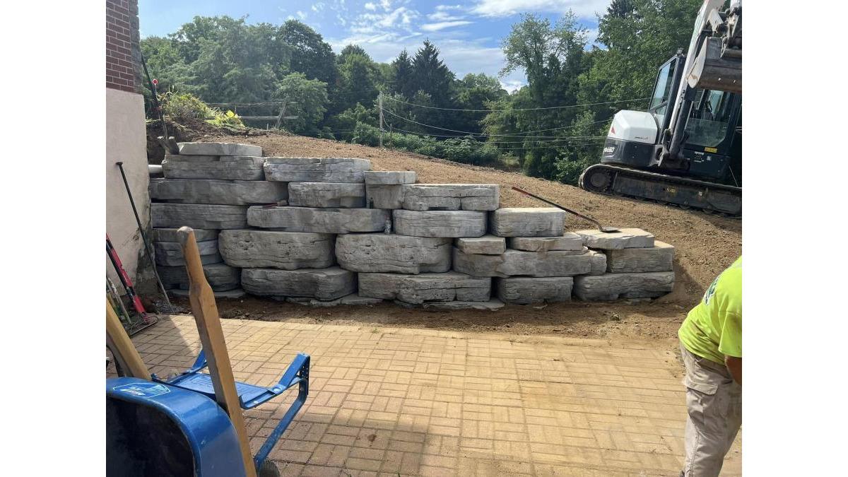 Retaining Wall Construction Best Practices for 2026
