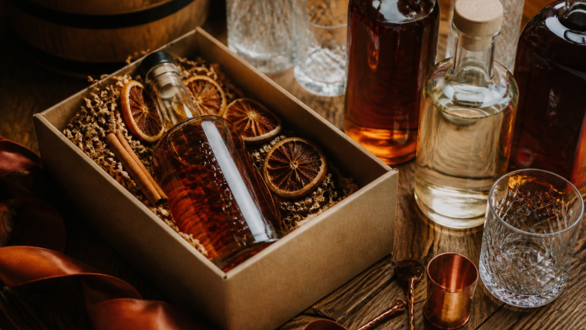 Unique Craft Spirits for Gift Giving: A 2026 Guide