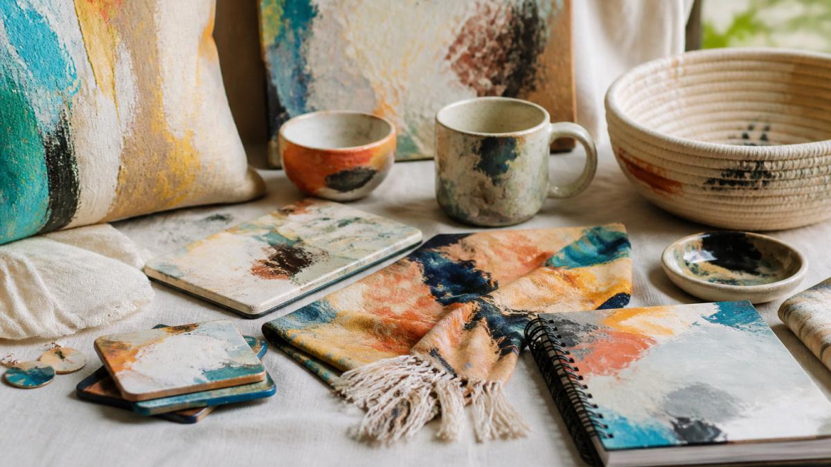 Unique Handmade Gifts for Art Enthusiasts in 2026