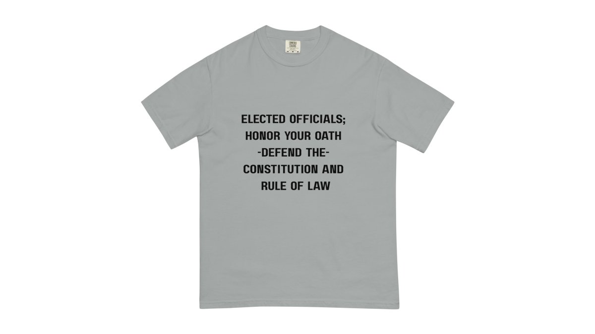 Unisex garment-dyed heavyweight t-shirt