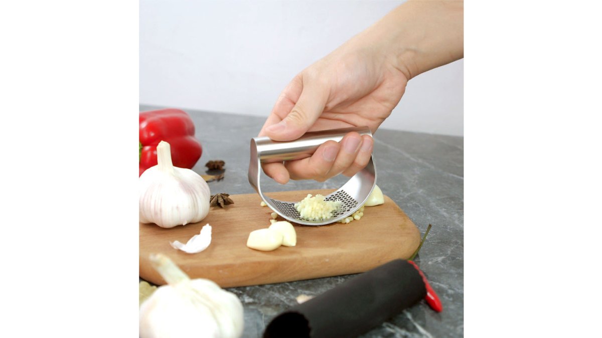 Upgraded Stainless Steel Garlic Press Squeezer Manual Garlic Ginger Rocker Crusher Garlic Cutting Mince Tools Kitchen Gadgets