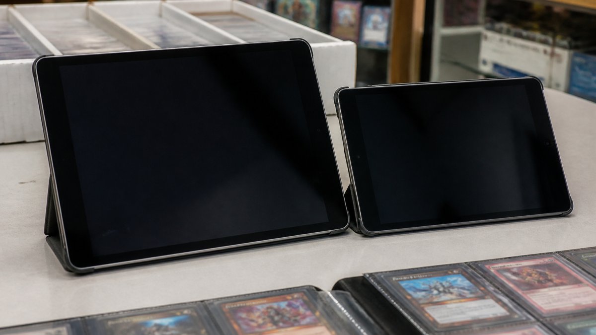 Vendilot vs TCGsync: Which Card Show App Wins