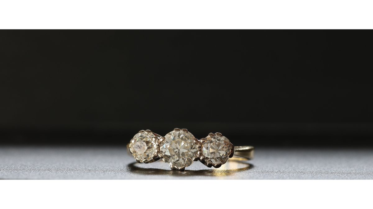 Victorian-Era Old Cut Diamond Three Stone Ring – 1.75 Carats Total