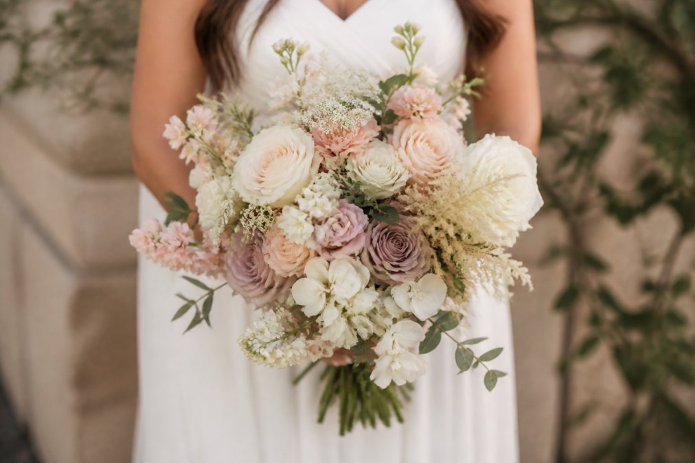 Wedding Bouquet Melbourne: A 2026 Guide to Bridal Flowers