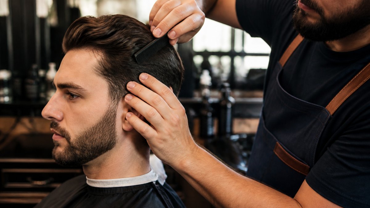 What Are the Best Men's Hair Styling Tips for Professionals?
