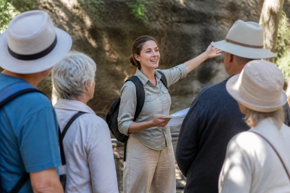 What Makes a Tour Guide Qualified: A 2026 Guide
