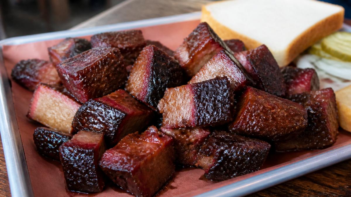 Infographic detailing the process of crafting authentic burnt ends locally with caramelized bark