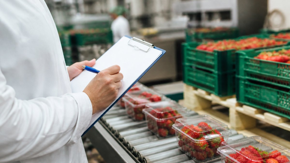 Why Food Traceability Matters in Supply Chains