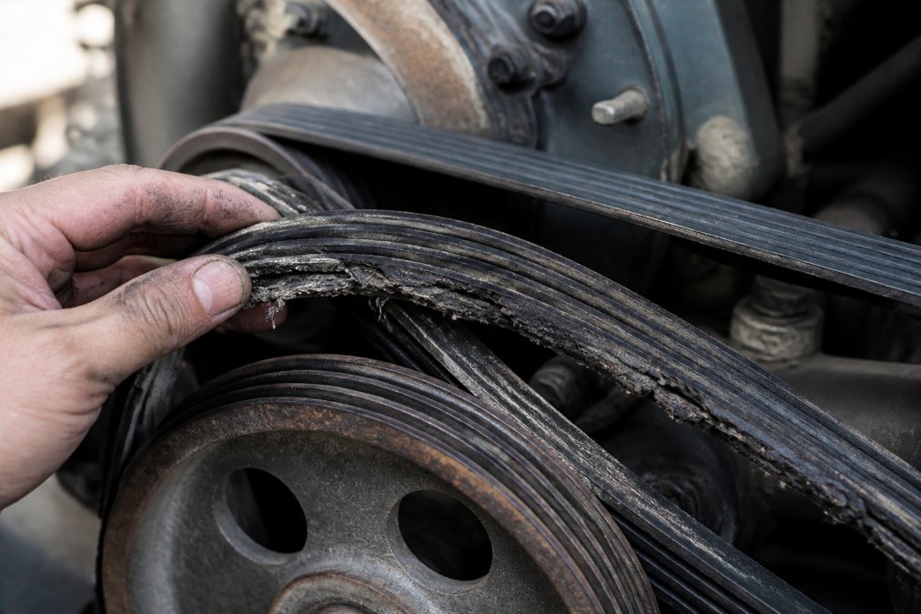 Why Industrial Belts Fail Prematurely: 7 Root Causes