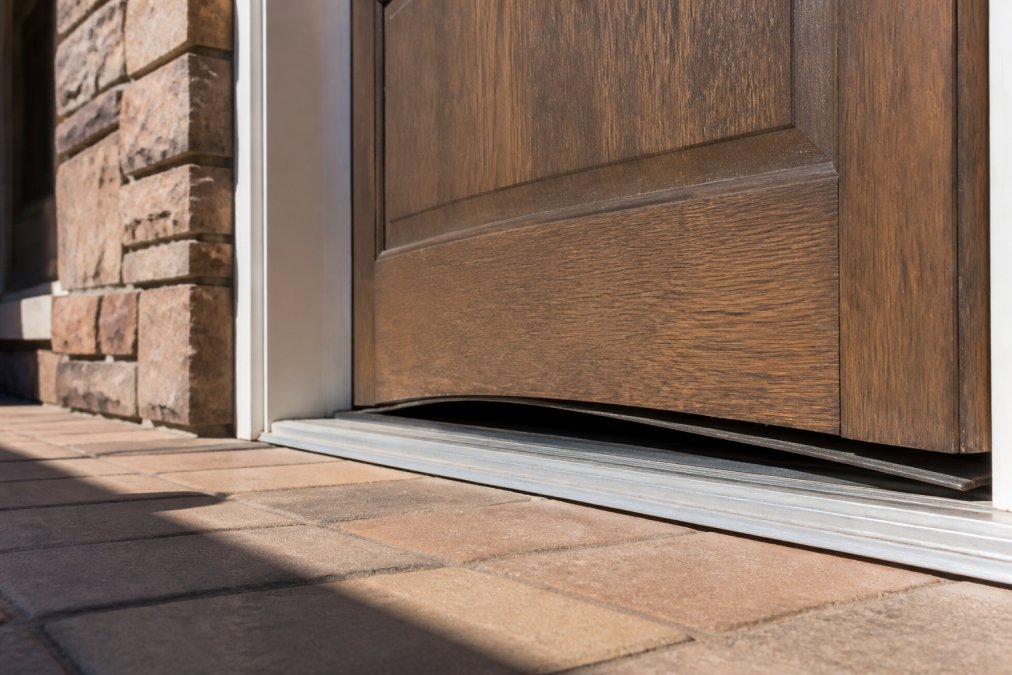 Why Your Front Door Is Warping in Extreme Heat
