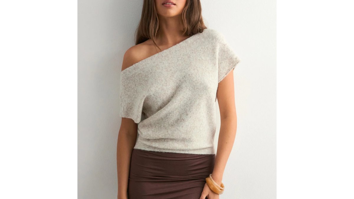 Women's Off-Shoulder Short-Sleeve Knit Top